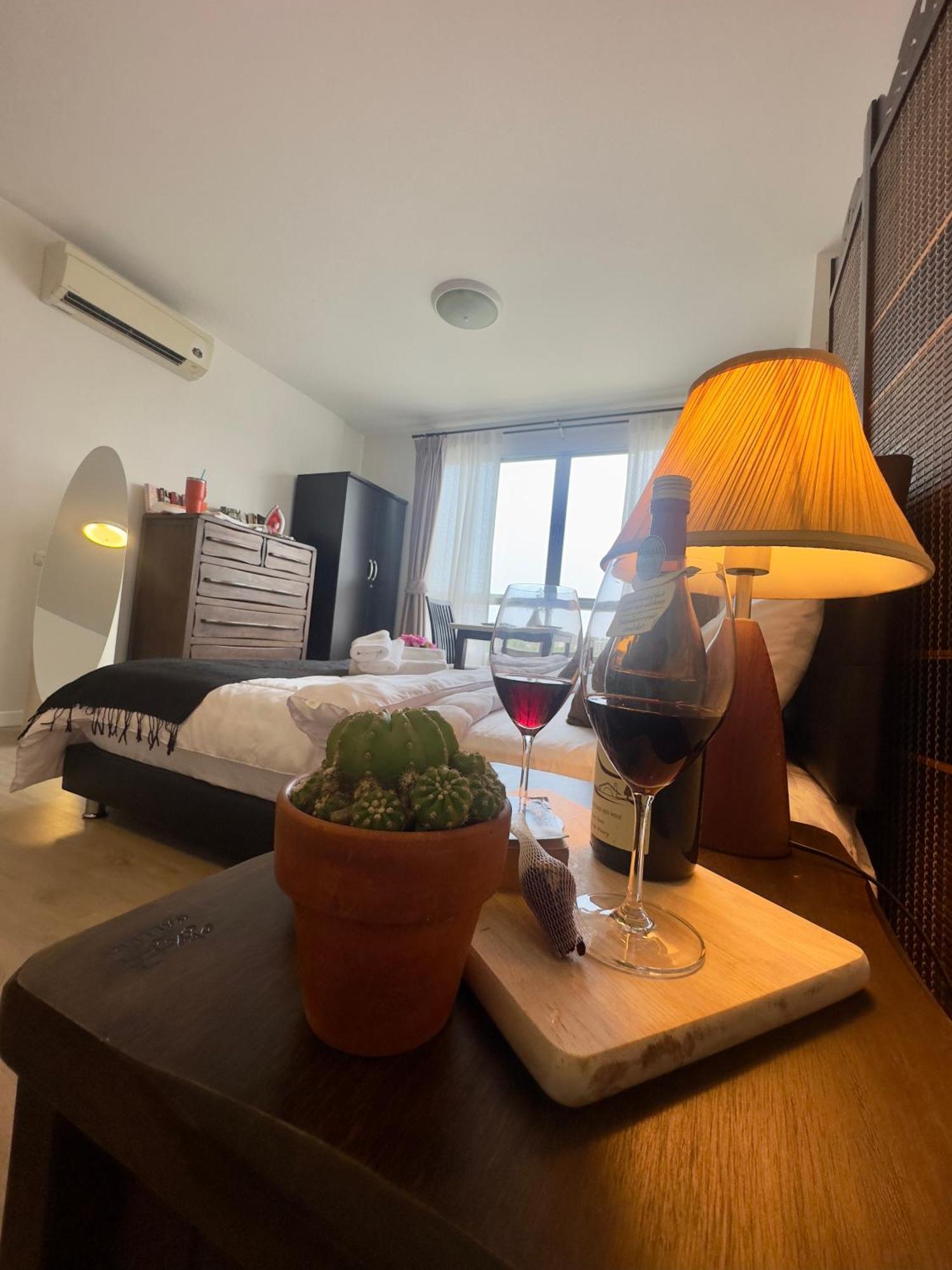 Apartment 350 Meter , Center Of The