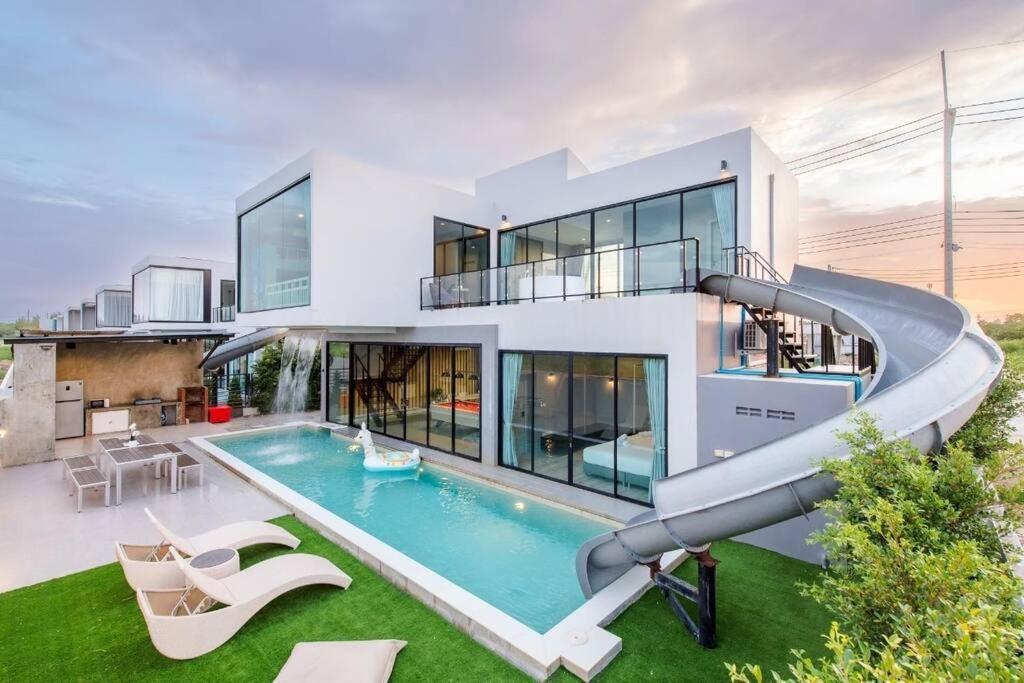 Vila Tantawan Poolvilla *