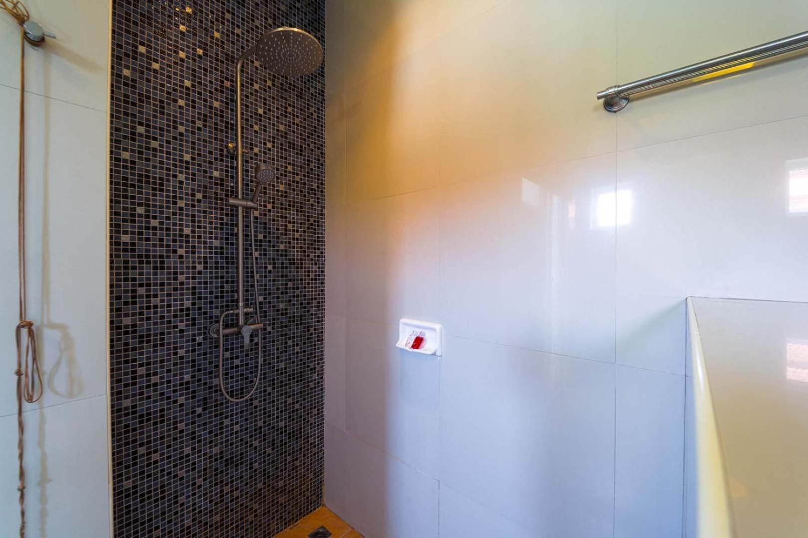 2 Bedroom Private Pool Bali Style B98 *