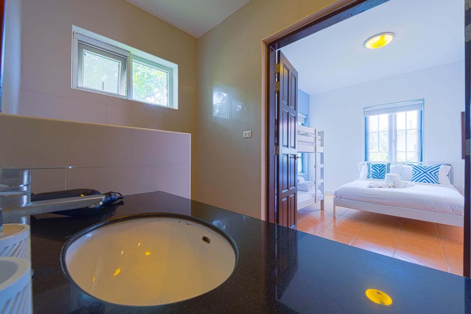 2 Bedroom Private Pool Bali Style B98