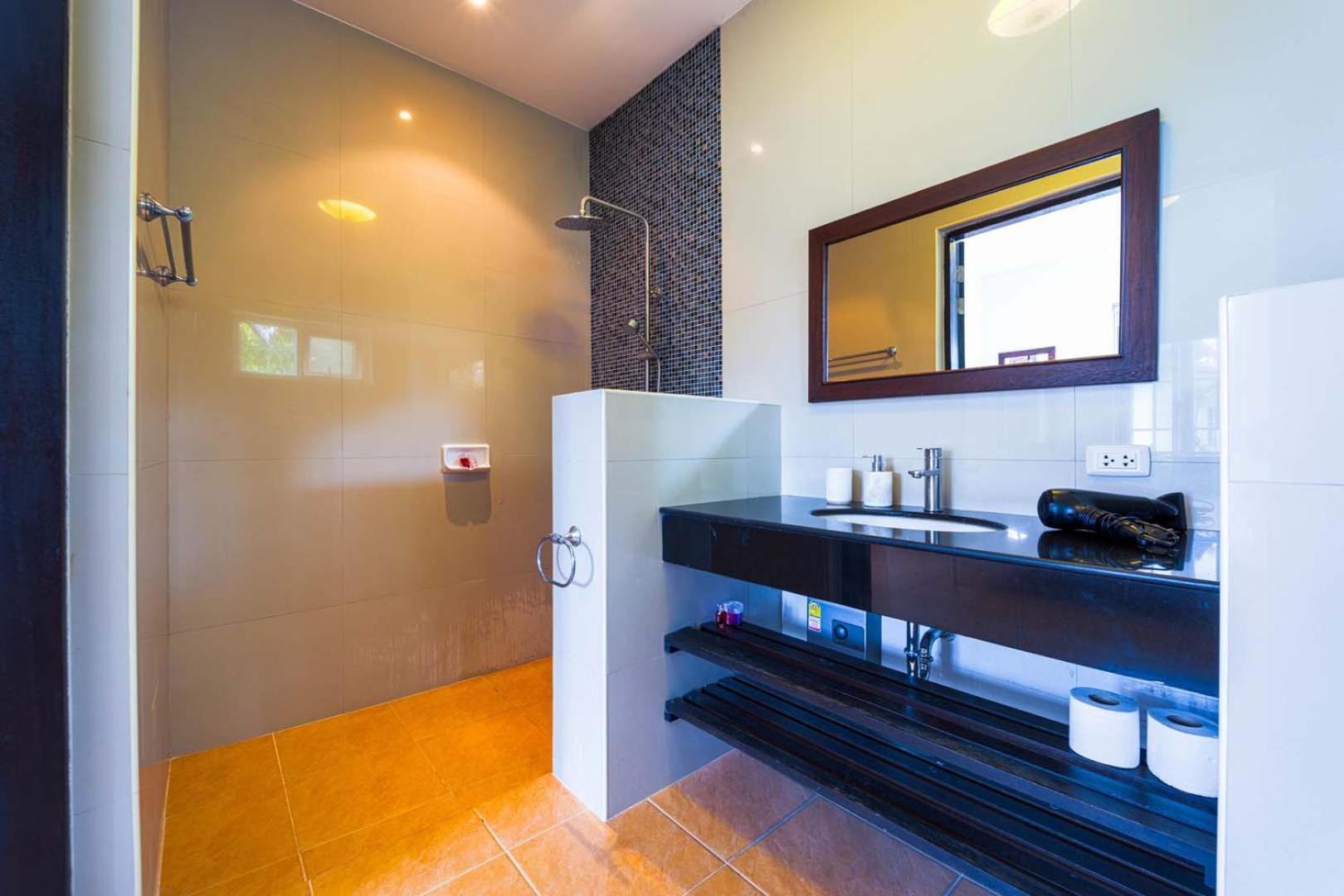 2 Bedroom Private Pool Bali Style B98 HHQ