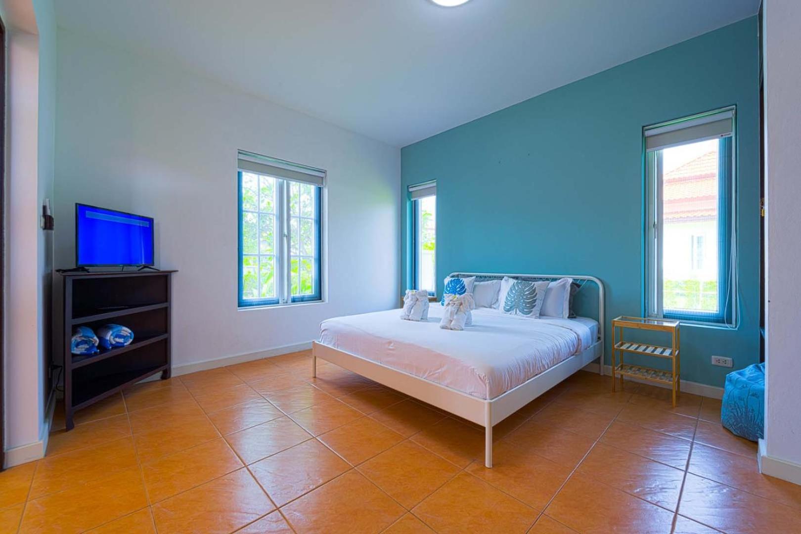 2 Bedroom Private Pool Bali Style B98 Vakantiehuis HHQ