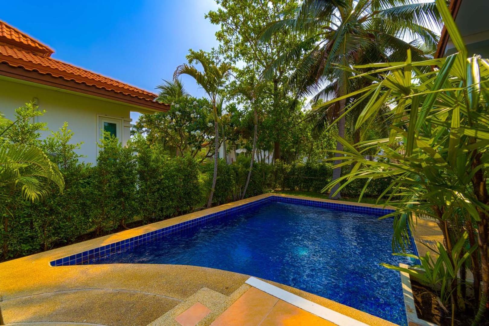 2 Bedroom Private Pool Bali Style B98 HHQ