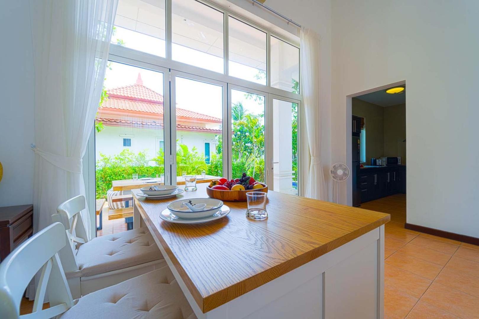 Vakantiehuis 2 Bedroom Private Pool Bali Style B98 *