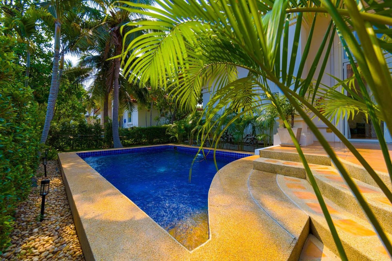 2 Bedroom Private Pool Bali Style B98 * HHQ