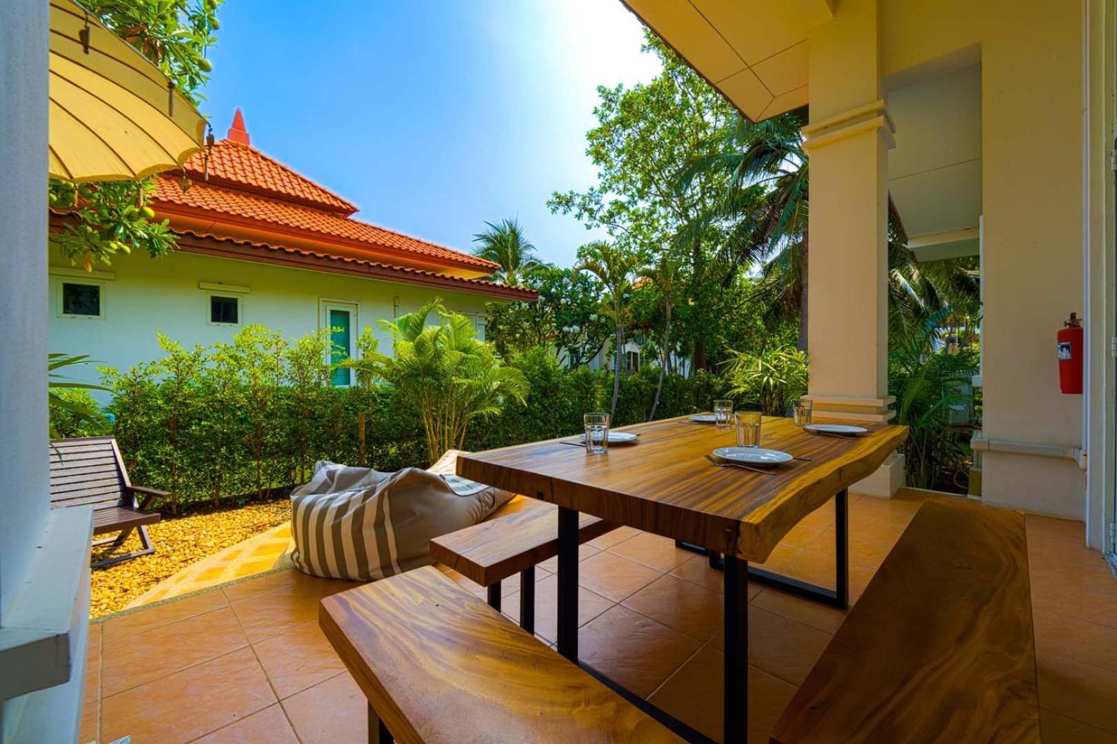 Vakantiehuis 2 Bedroom Private Pool Bali Style B98