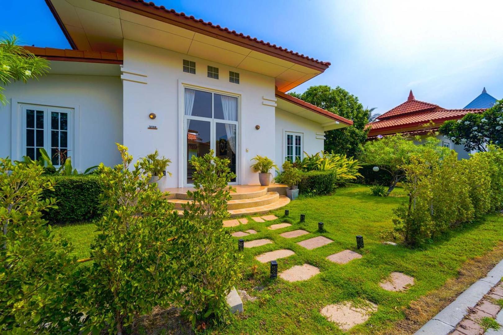 2 Bedroom Private Pool Bali Style B98 Vakantiehuis