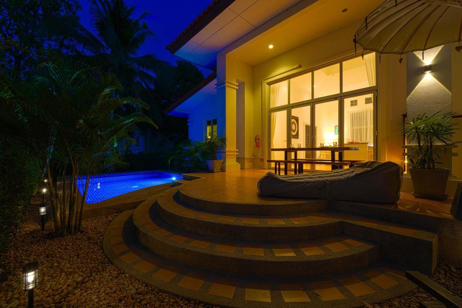 Vakantiehuis 2 Bedroom Private Pool Bali Style B98 *