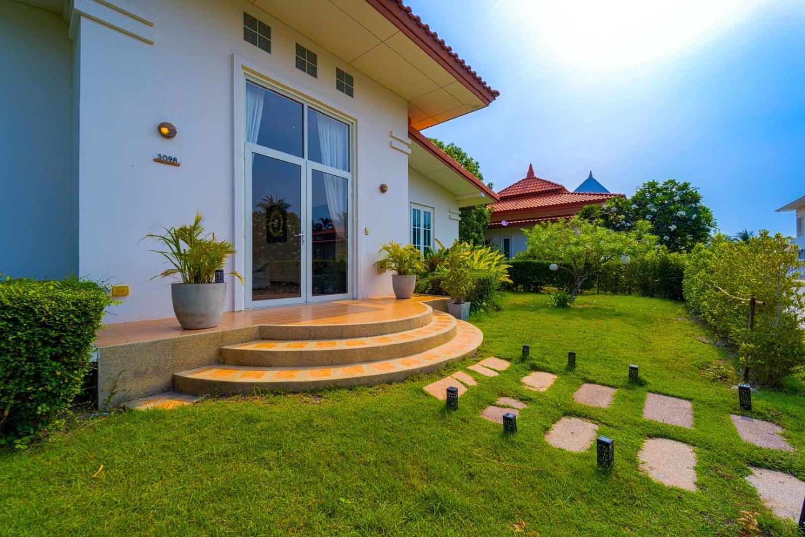 2 Bedroom Private Pool Bali Style B98 Vakantiehuis