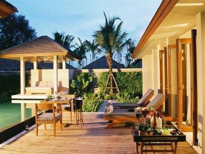 Aka & Resort HHQ