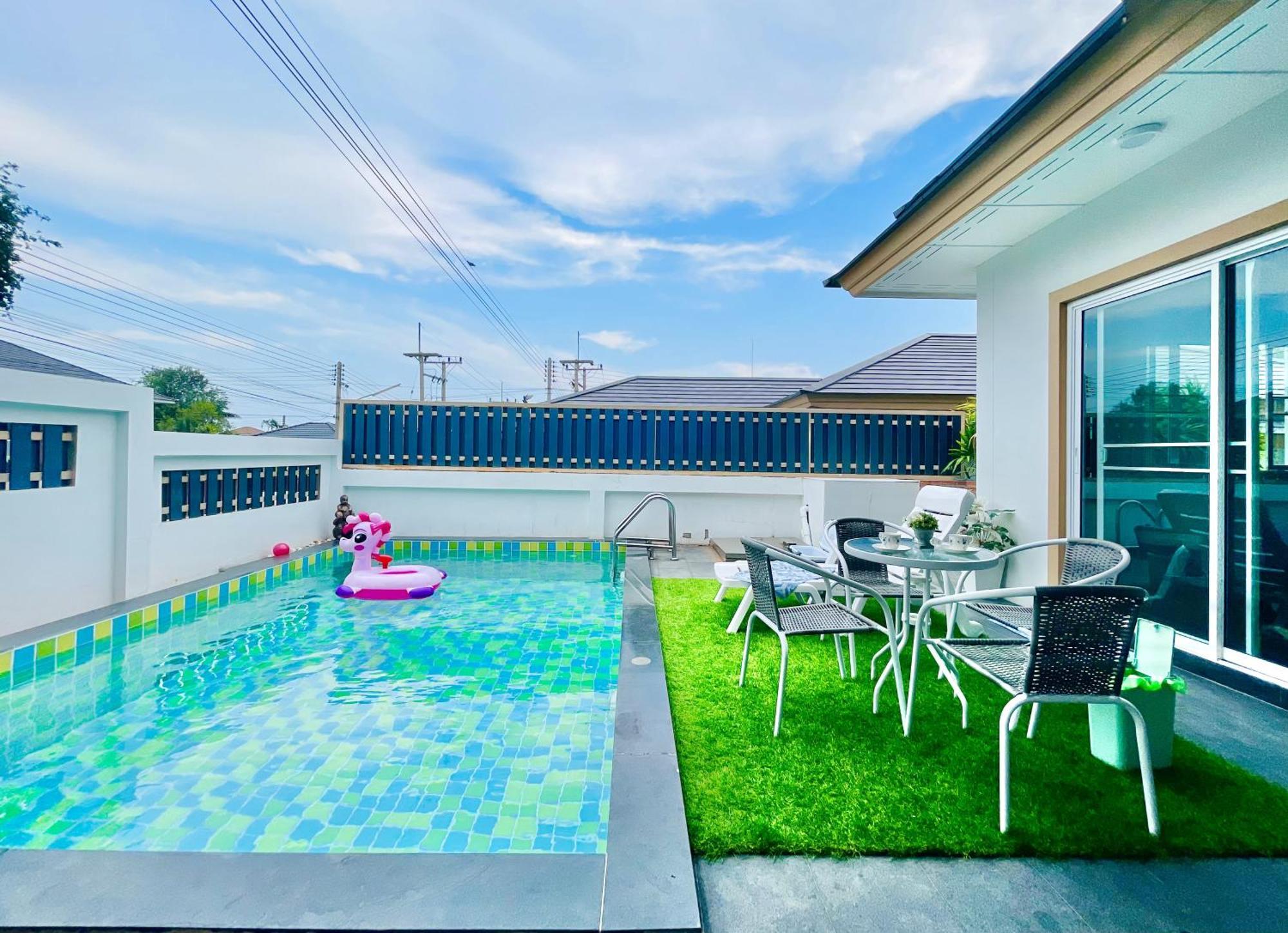 Villa Paradise Village Heart Of