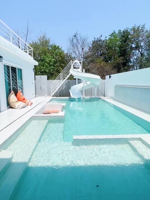 Balinese Pool Villa