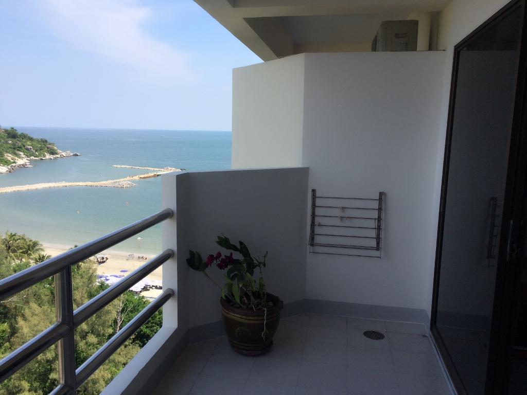 Abc Bluewave First Betchfront Apartment