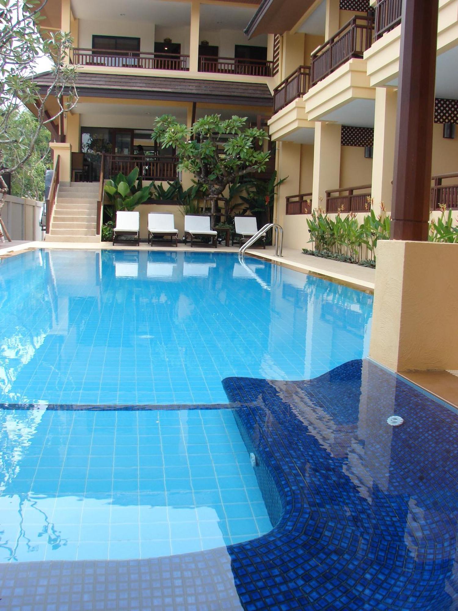 Hotel La Maison 3*