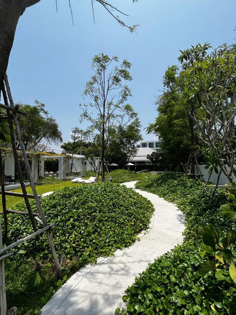 Apartment Intercontinental Residences Beachfront *