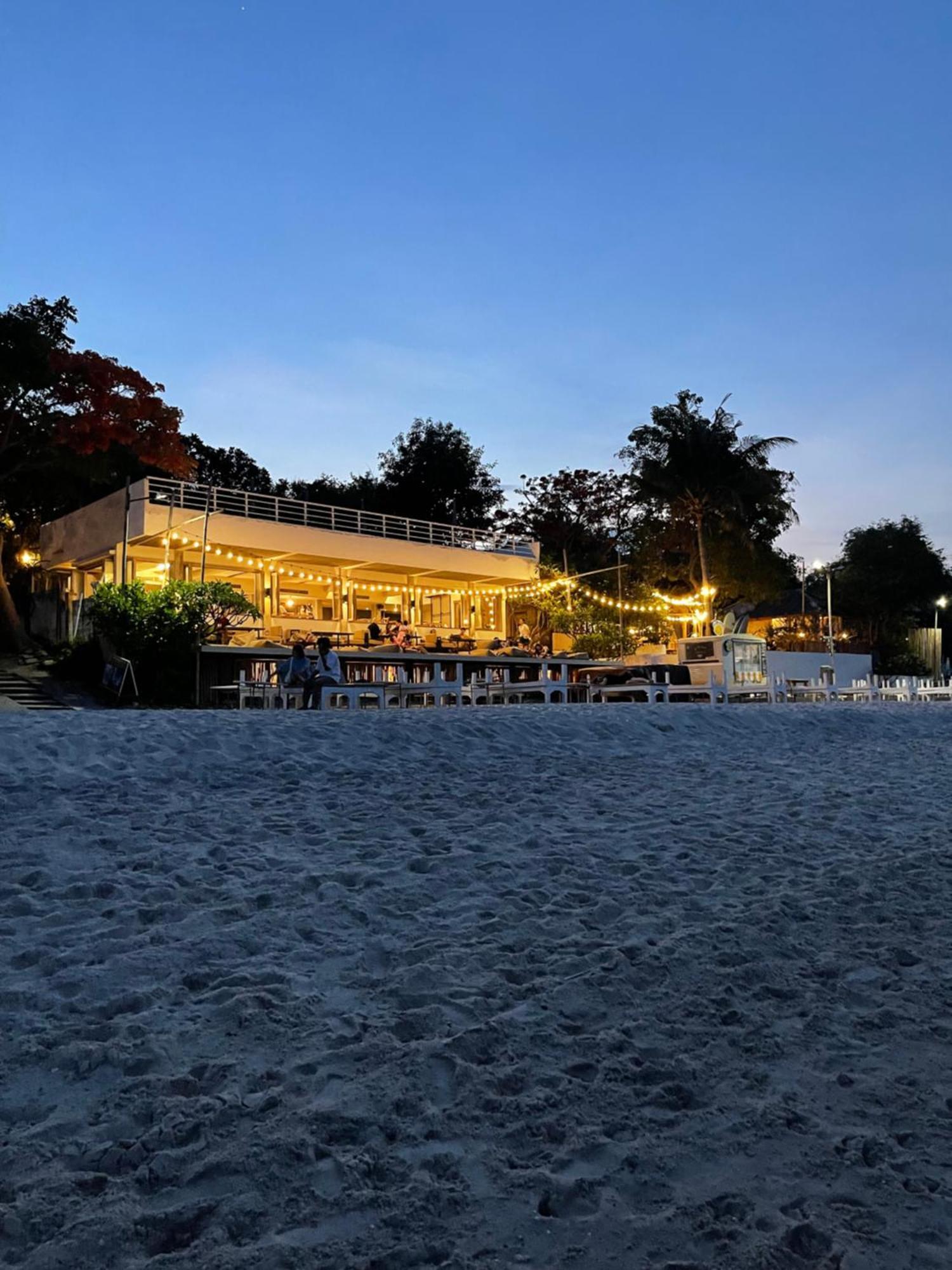 Apartment Intercontinental Residences Beachfront