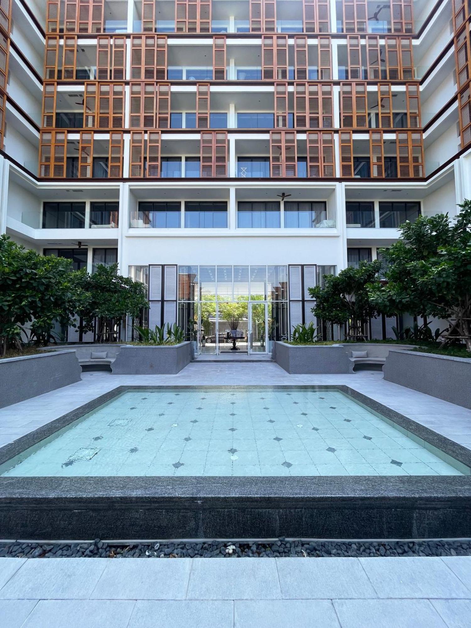 Apartment Intercontinental Residences Beachfront *