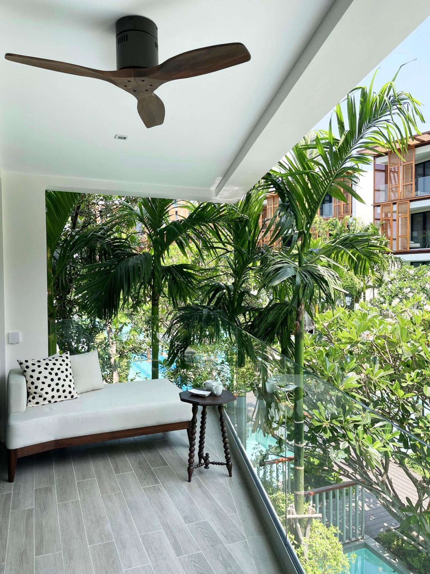 Intercontinental Residences Beachfront