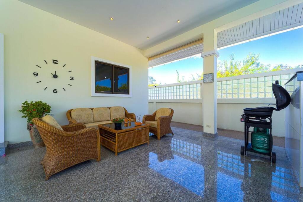 Private 3 Bedroom Pool Pv7