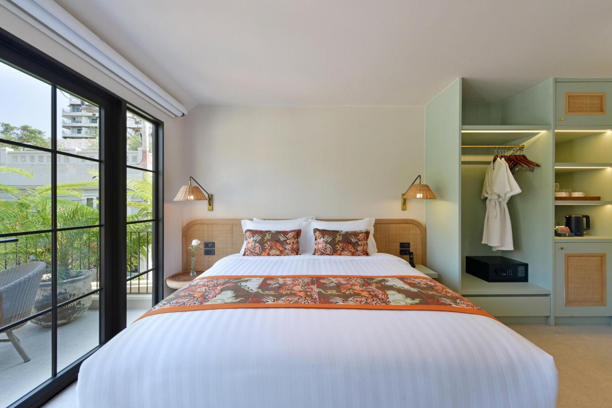 Anantasila Hotel HHQ