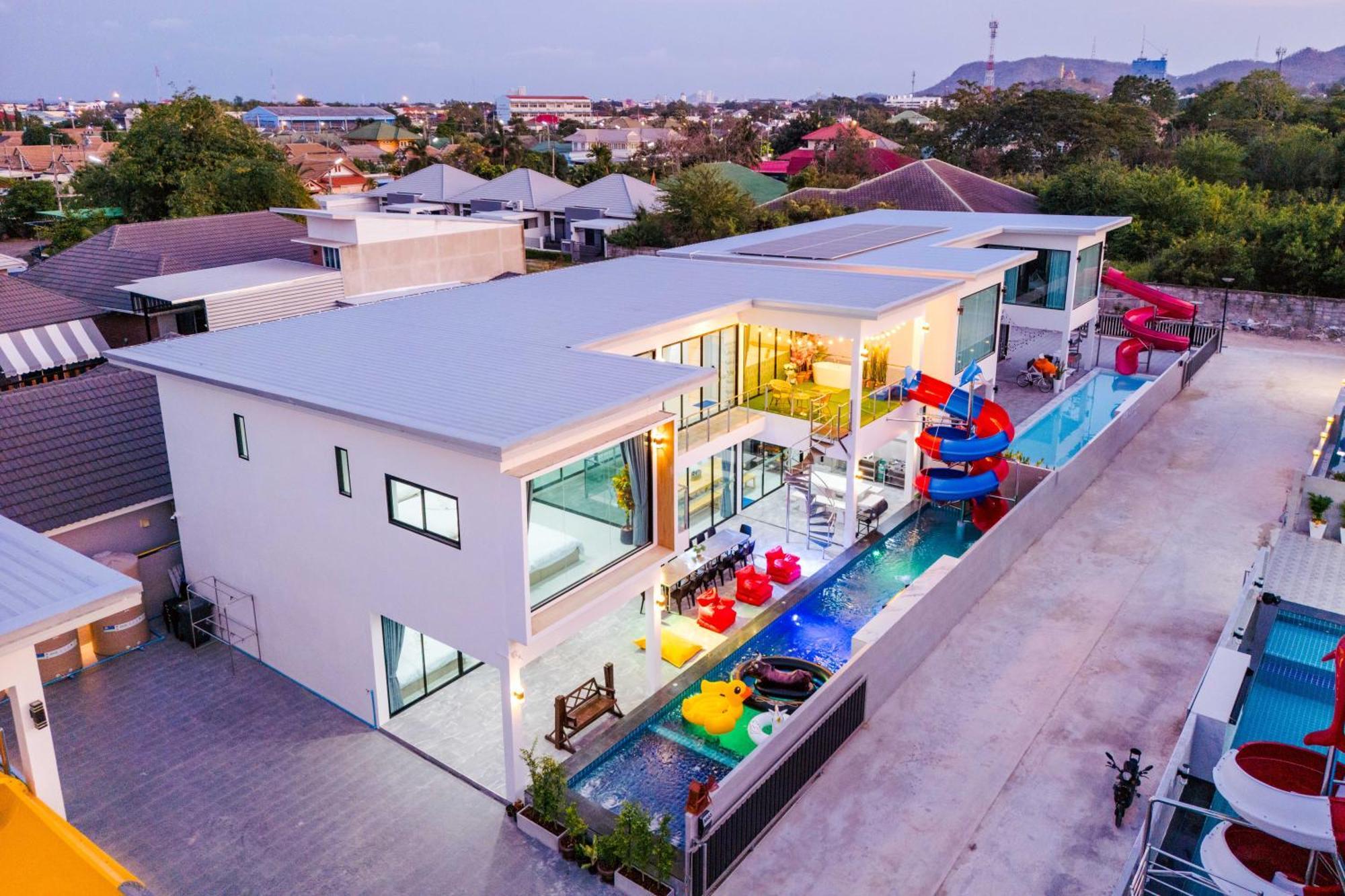 Villa P Henry&app2 Poolvilla *