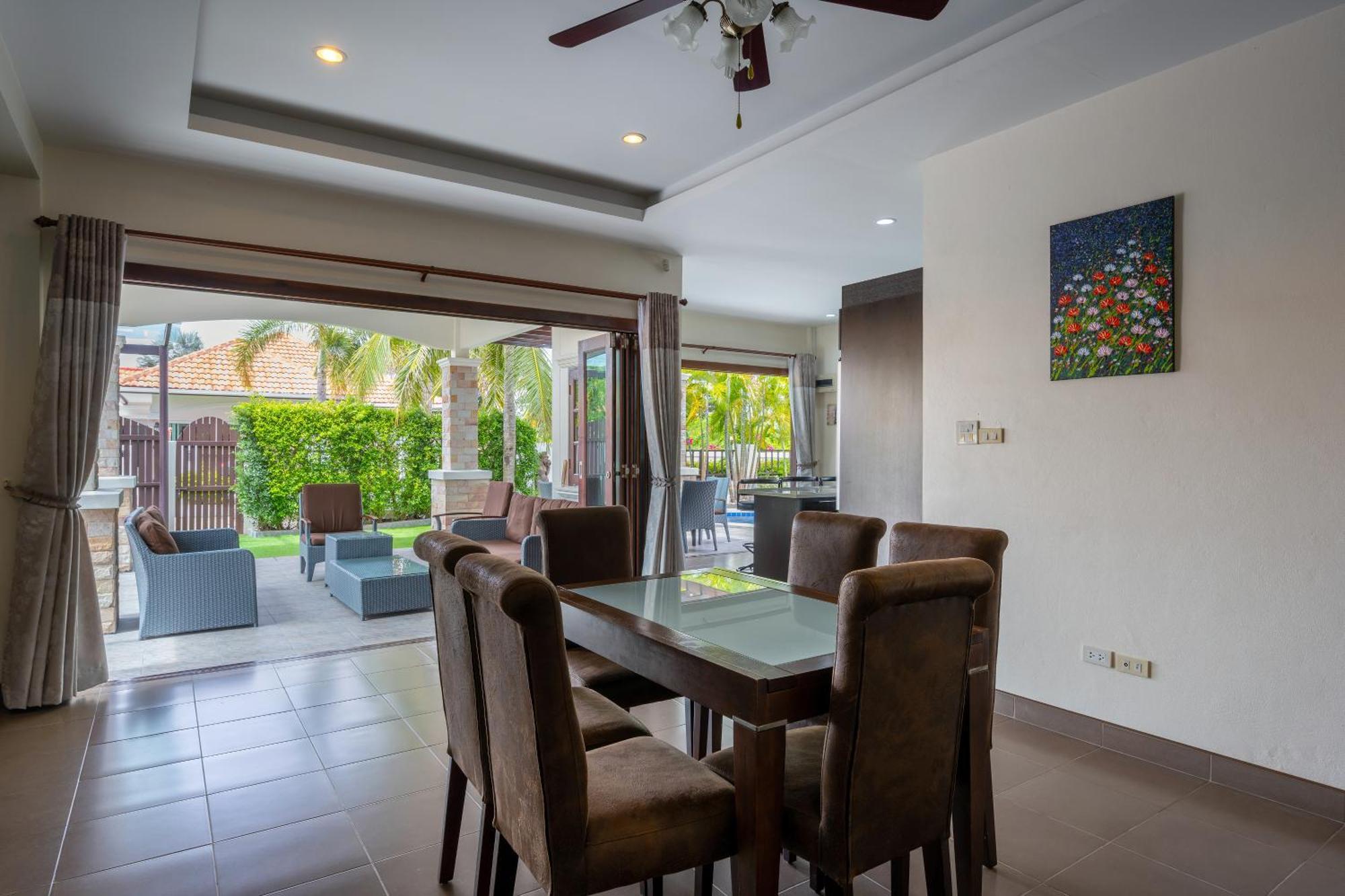 Villa Unforgettable Experience In Hua Hin
