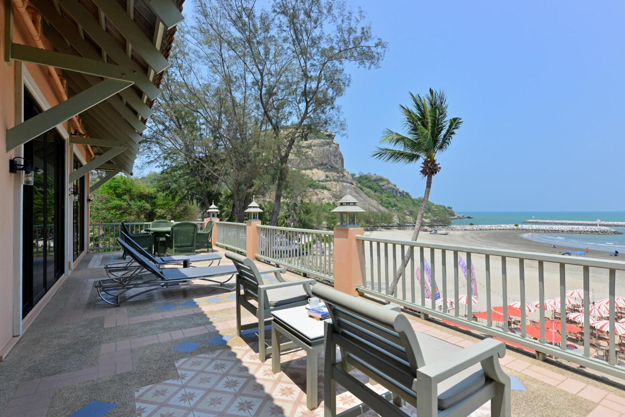 Anantasila Hotel 4*