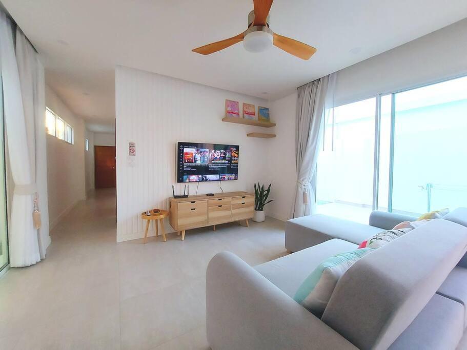 Dd Pool Hua Hin