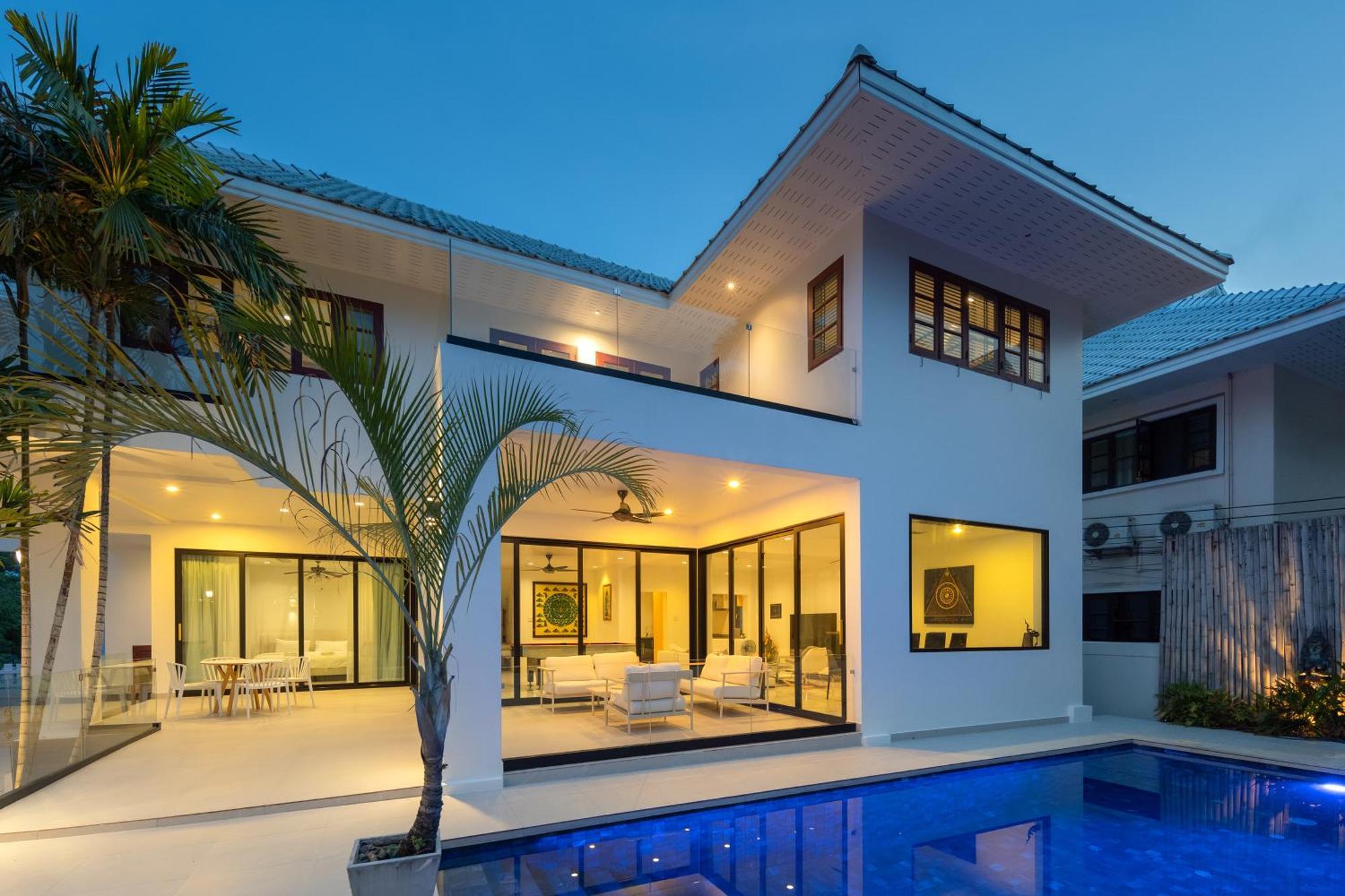 Stunning With Pool And Tropical Garden