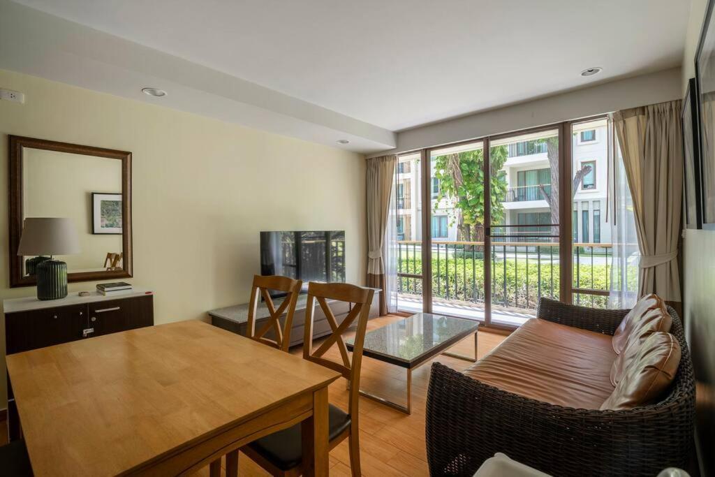 2-bedroom Sea View 1f 1min To Cicadamarket