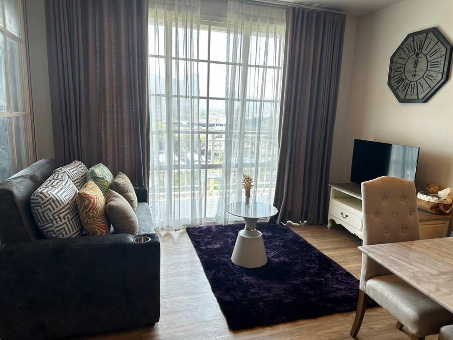 Autumn Apartment Hua Hin