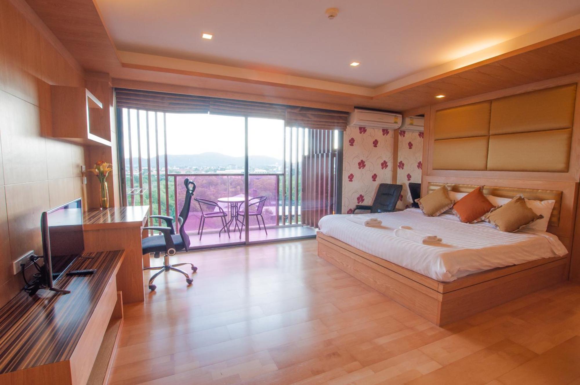 Rocco Seaview Apartment Hua Hin