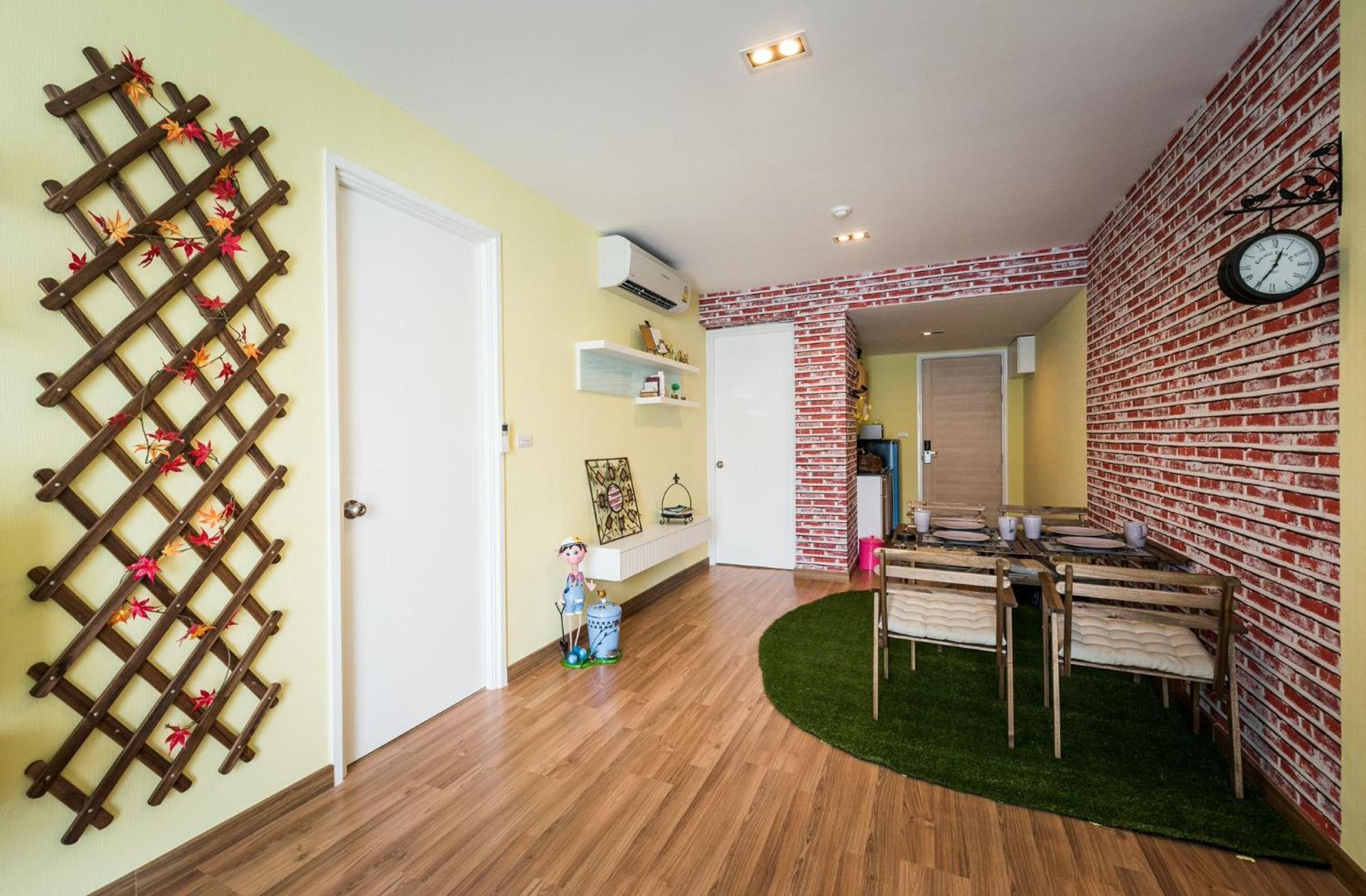 Apartment My By Hip *