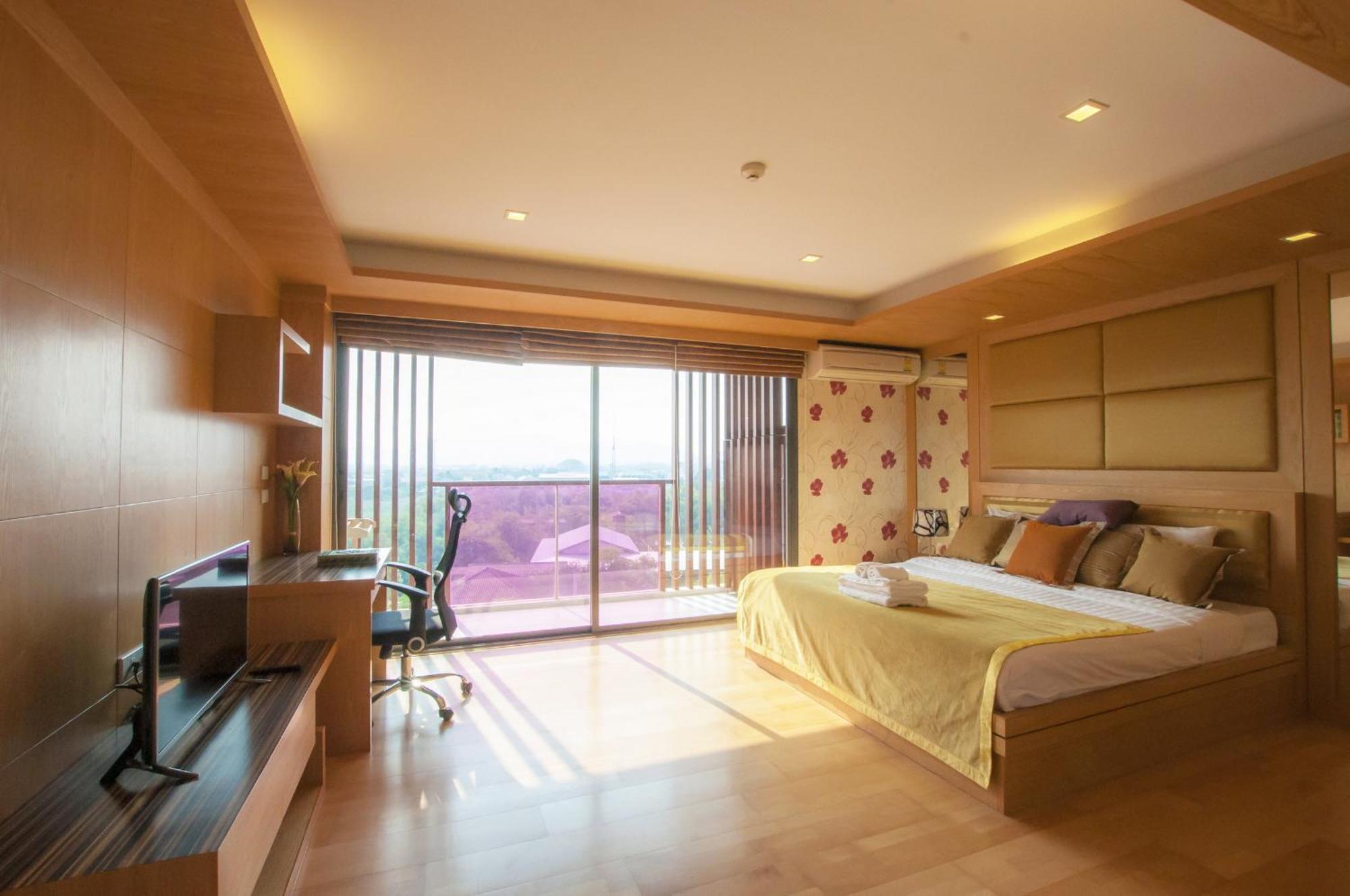 Rocco Seaview Hua Hin