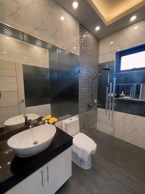 Villa Azure Escape Pool Hua Hin