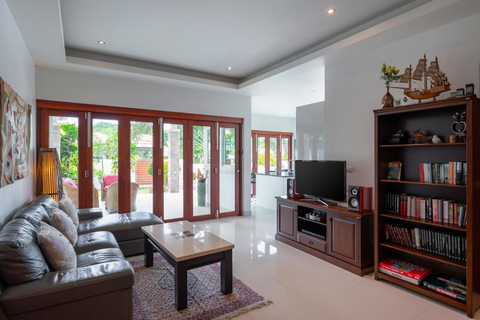 Orchid Paradise Homes Villa Hua Hin