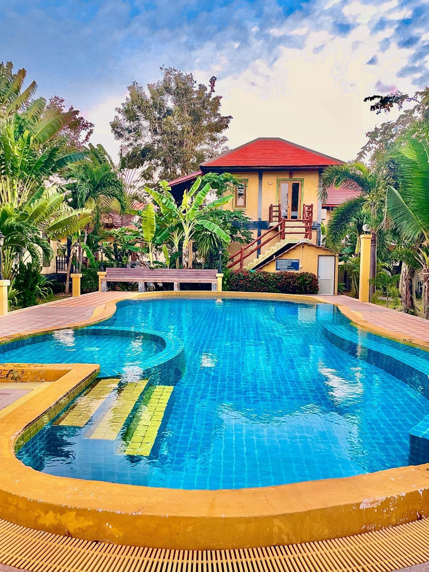Baan Bali Pranburi