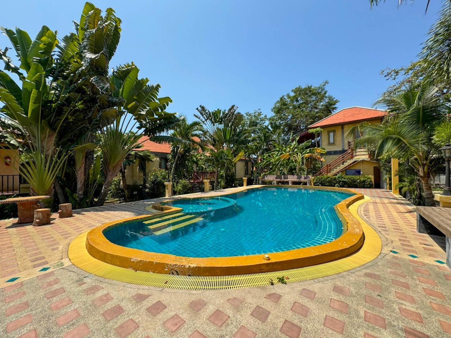 Resort Baan Bali Pranburi HHQ