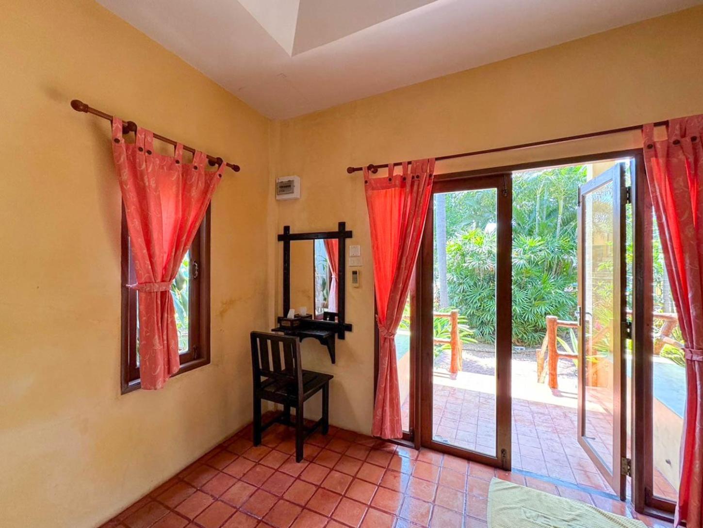 Baan Bali Pranburi 2*