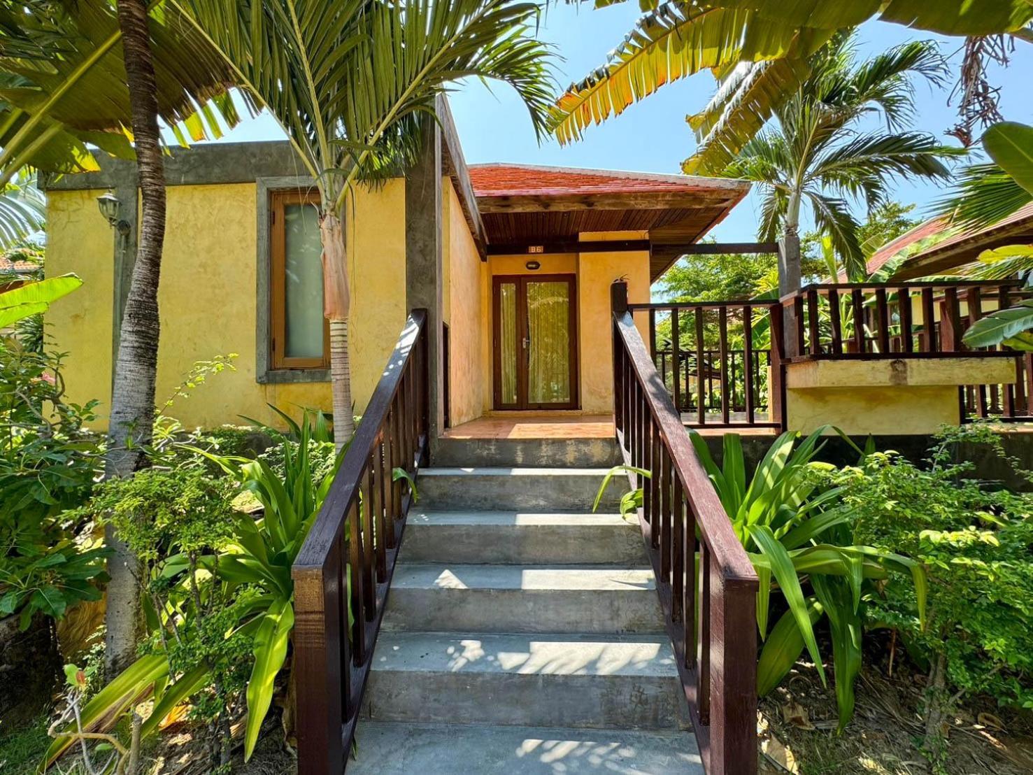 Baan Bali Pranburi 2*