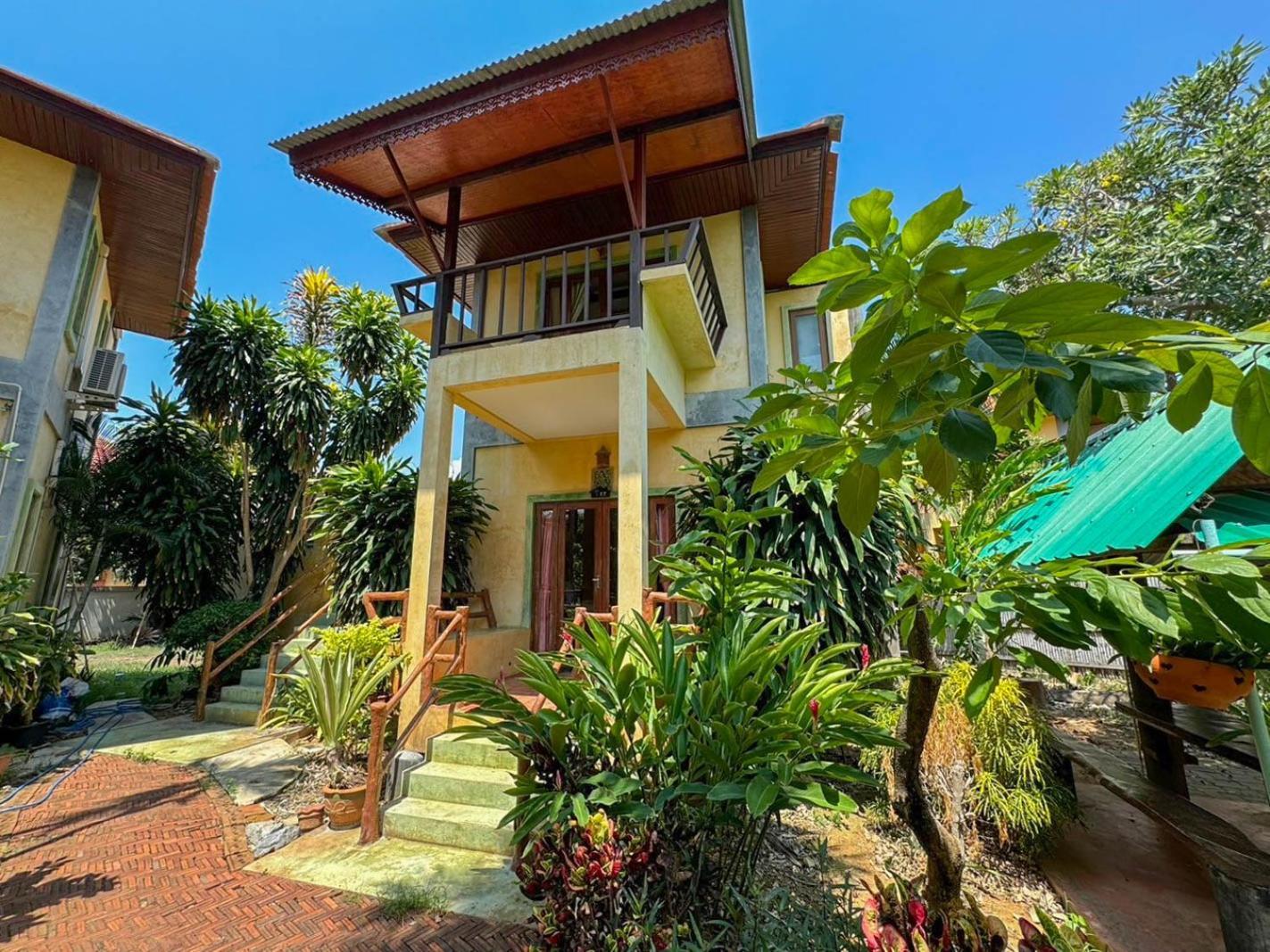 Baan Bali Pranburi Resort 2*