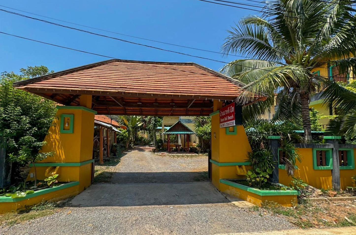 Baan Bali Pranburi Resort 2*