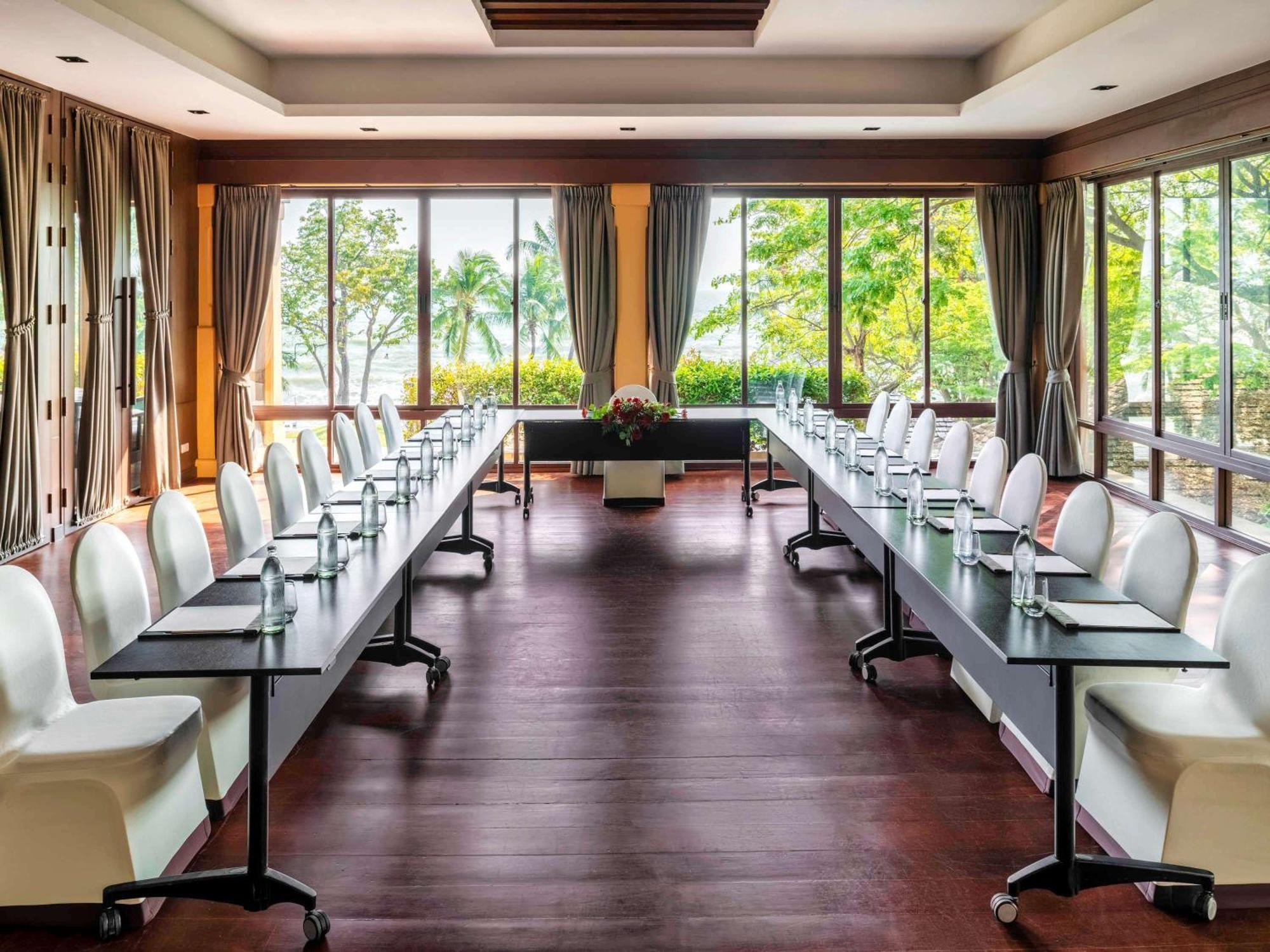 Moevenpick Asara & Resort Hua Hin
