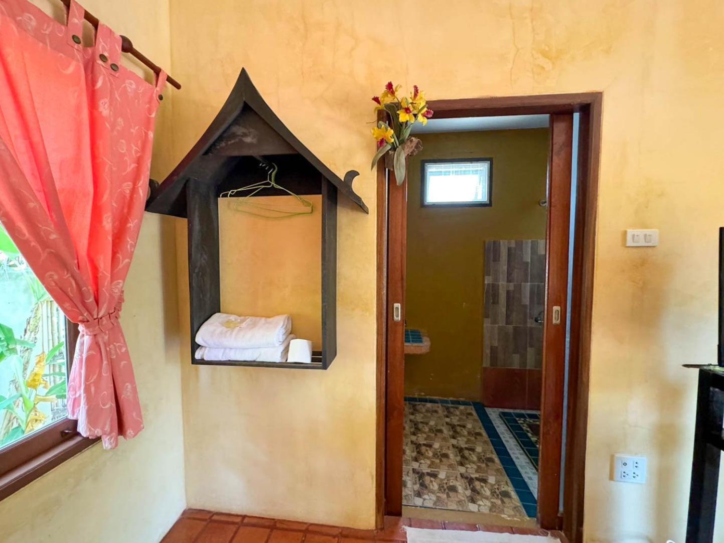 Baan Bali Pranburi Resort 2*