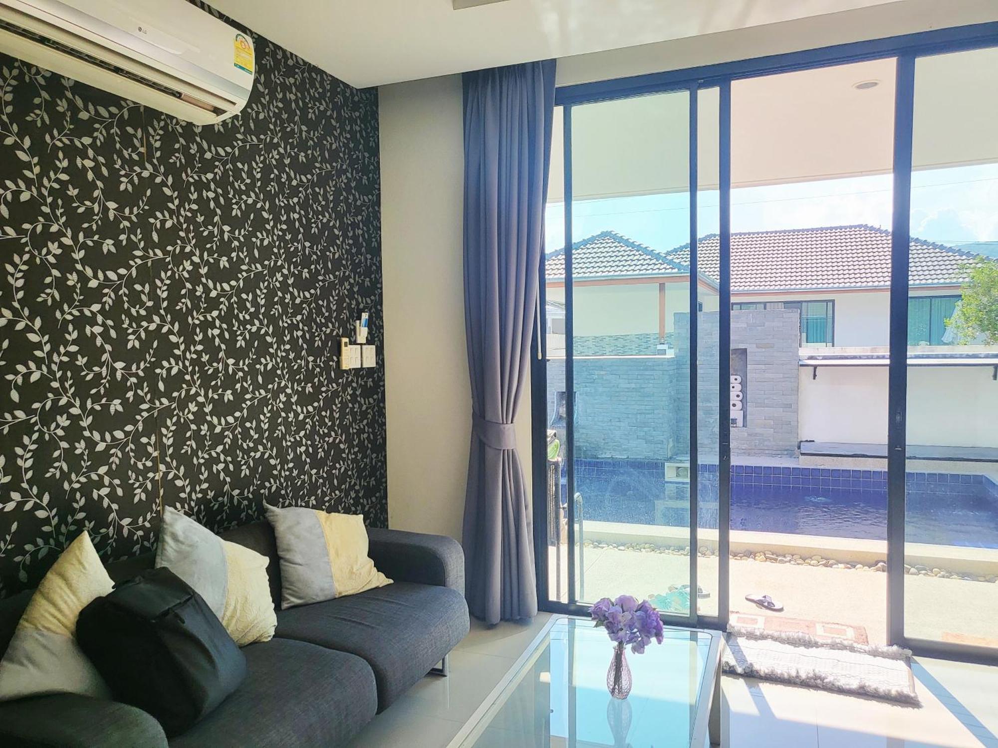 E , Private Pool For Your Family Pousada HHQ