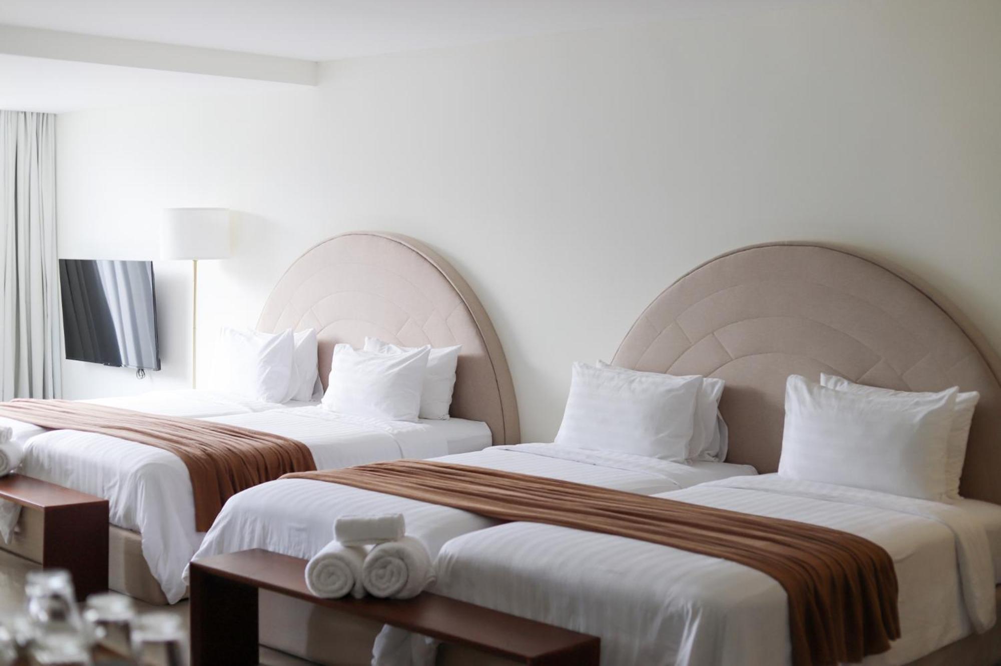 Sundance Dayclub Hotel 4*