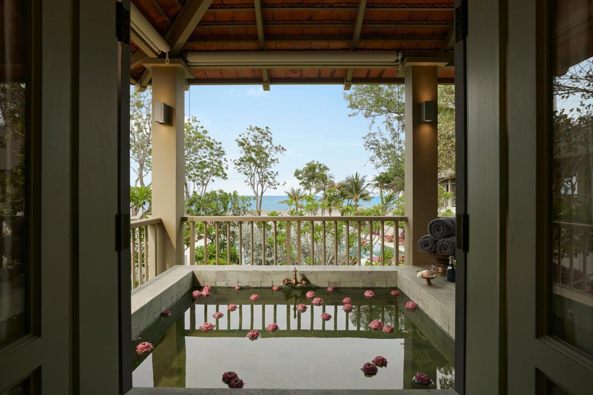 Hotel Charras Bhawan And Residences Hua Hin