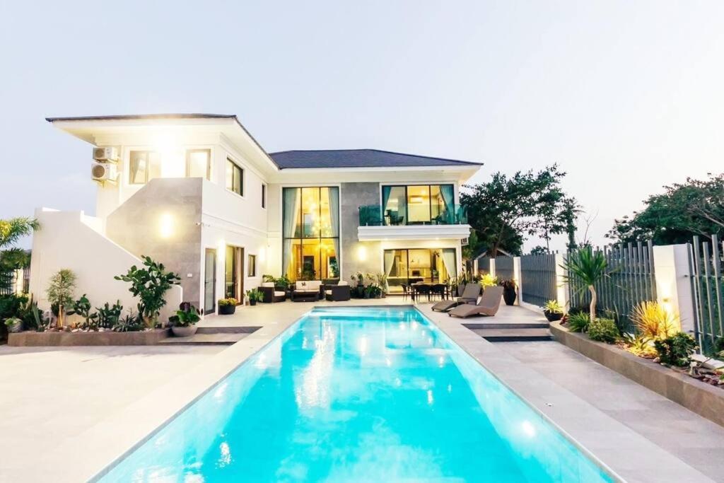 The Pools * Hua Hin