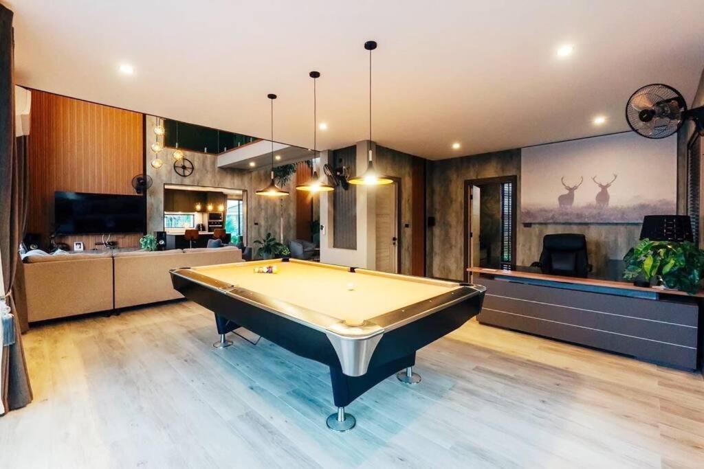 Villa The Pools