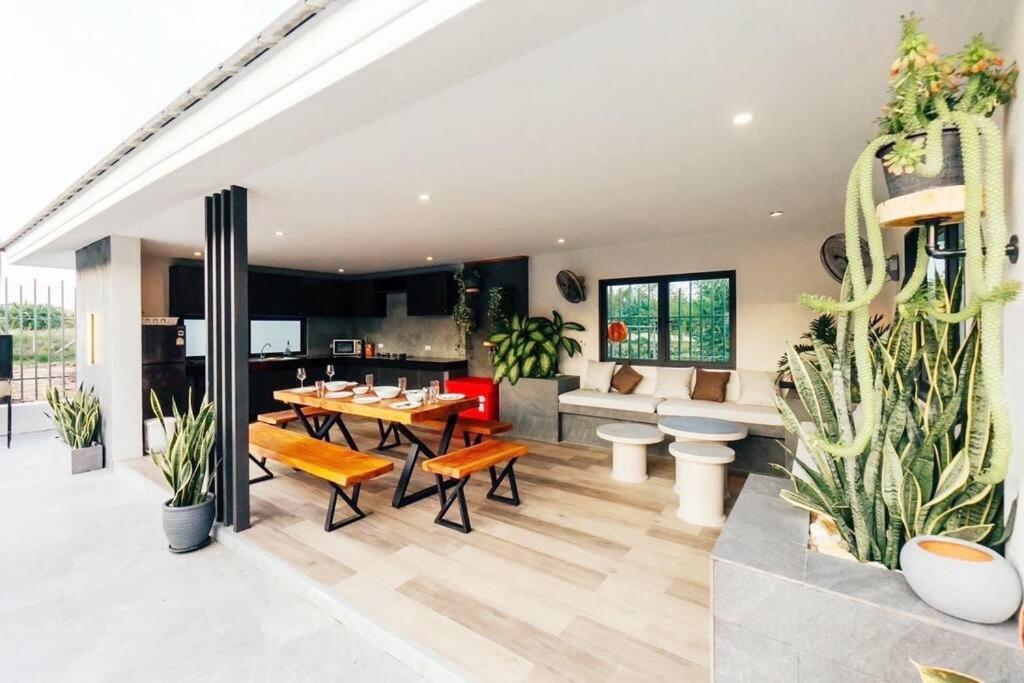 The Pools Villa *